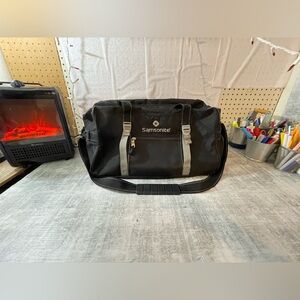 Samsonite Durable and Clean Black and Gray Duffel Bag. In Good Condition. $8